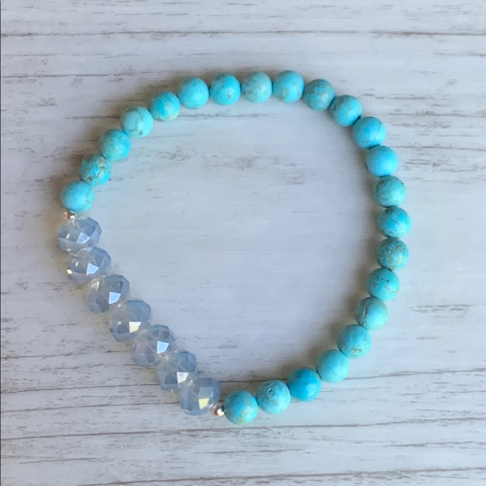 Beaded gemstone crystal bracelet